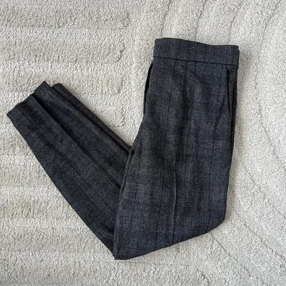 Babaton Women's Grey and Black Trousers